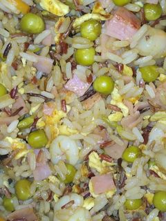 Una foto de Arroz tres delicias