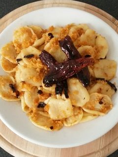 Foto di Strascinati peperoni cruschi e mollica di pane