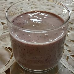 A picture of Frozen Banana Blueberry Breakfast Smoothie.