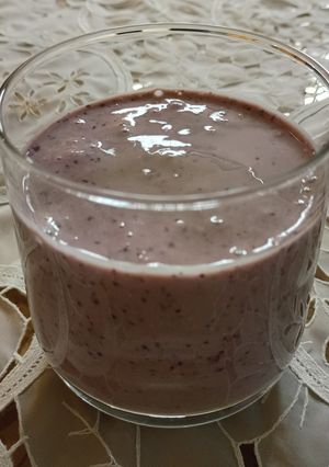 A picture of Frozen Banana Blueberry Breakfast Smoothie.
