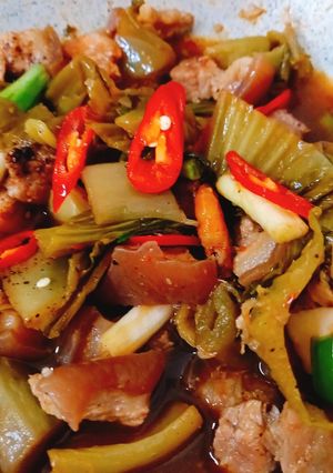 Hình của món Thịt kho dưa cải.