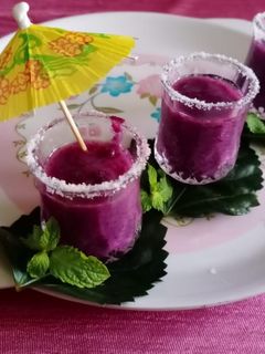 જાંબુ શોટ્સ (Jambu shots recipe in gujarati) રેસીપી મુખ્ય ફોટો