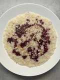 Risotto lardo, mirtilli e nocciole