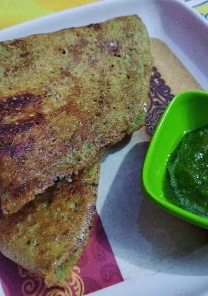 मूंगदाल का चीला (moong dal ka cheela recipe in Hindi) रेसिपी मुख्य फोटो