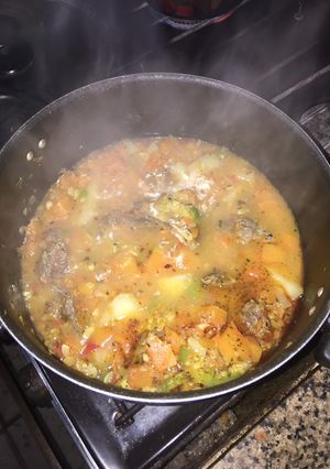 Una foto de Panache de verduras con osobuco