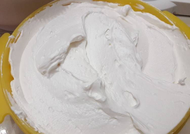 Resep Butter Cream Super Lembut tidak lengket di lidah yang nikmat Untuk Jualan