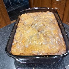 A picture of Honeybun Cake.