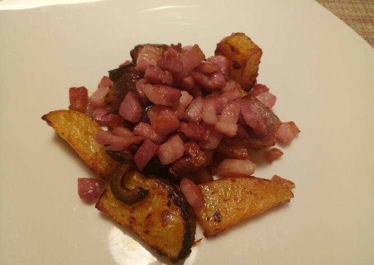 Easiest Way to Prepare Award-winning Sicilian potatoes with crispy pancetta