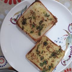 A picture of Garlic toast.