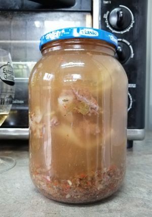 Una foto de Caldo de Carne de Res, con Hueso de Paleta