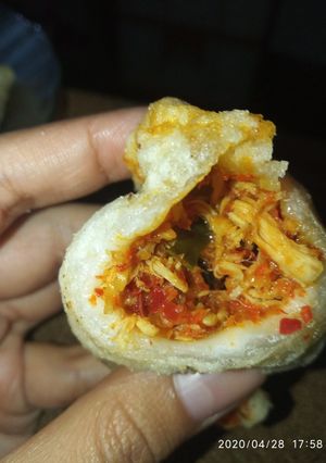 Foto resep 31. Cireng isi ayam suwir pedas
