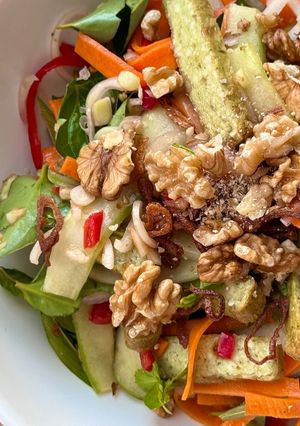Hình của món 🌱 Gỏi Cà Rốt Dưa Leo Đậu Hủ Chay (Vegan).