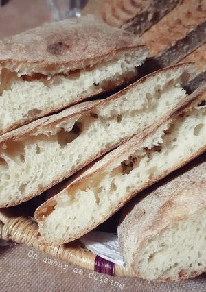 Une photo de Pain maison 🍞🌾