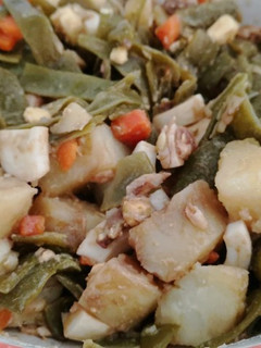 Una foto de Ensalada fría de habichuelas verdes y caballas desmigadas