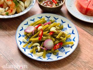 Rau Muống Ngâm Chua Ngọt