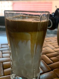صورة لوصفة مشروب الموكا لاتيه ❤️🥛