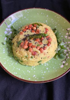 ઉપમા (Upma Recipe In Gujarati) રેસીપી મુખ્ય ફોટો