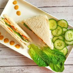 A picture of 3 Spices Chicken Tikka Sandwiches.