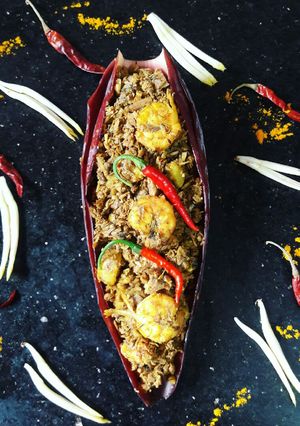 A picture of Banana flower with prawn cury (mocha_chingri_ghonto).