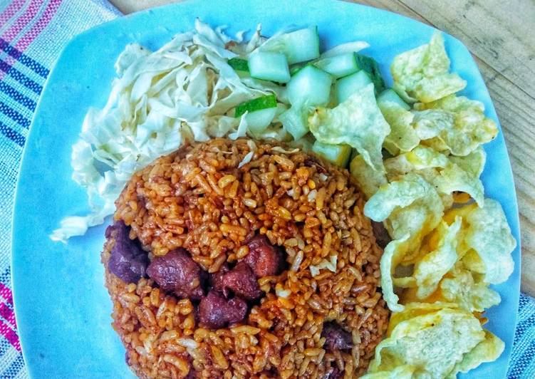 Mudahnya Menyajikan 311 Nasi  Goreng  Kambing Ala Kebon  