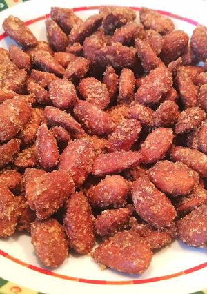 Una foto de Almendras garrapiñadas con azúcar moreno