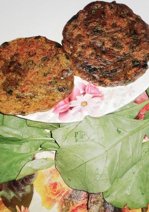 বেসন পালং চিলা (besan palong chilla recipe in Bengali) রেসিপির প্রধান ছবি