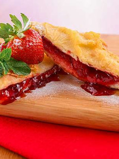 Foto resep Resep Roti Goreng Stroberi