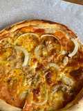 Pizza tunno e cipolla
