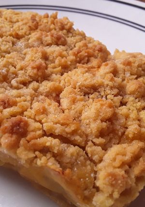 Una foto de Postre🥧 vegano🍯frutal🍑🍊🍌 y económico🤔