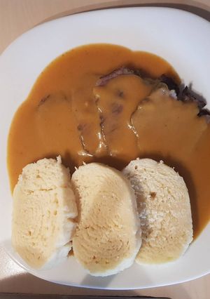 Vadasmarha knédlivel recept fotója