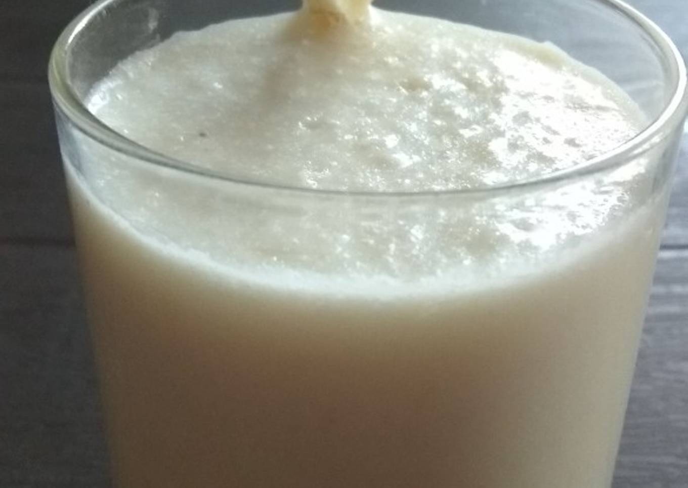 Simple Way to Prepare Perfect Simple banana milkshake