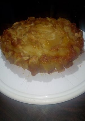 Una foto de Tarta de manzana invertida!! Riquísima☆