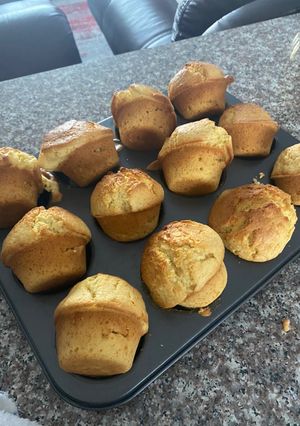A picture of Sponge vanilla muffins.