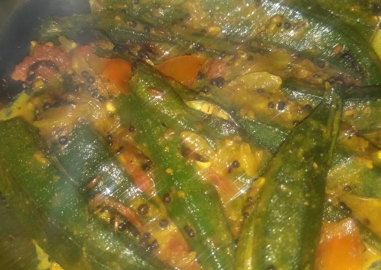 Steps to Prepare Speedy Okra in coconut milk (Kerala Style Bhindi)