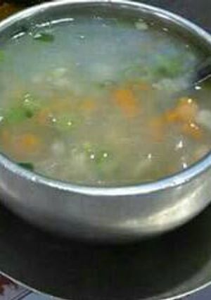 A picture of Creemy butter mushroom soup.