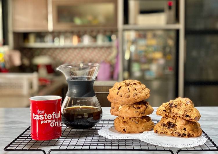 Giant Cookies Levain New York