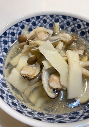 家傳酸竹筍蛤蜊湯 的食譜成品照片
