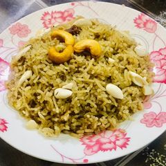 A picture of Gurh wale rice.