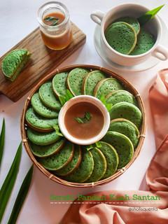 Foto resep Serabi Pandan Kuah Santan
