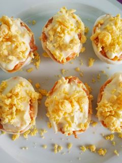 Una foto de Huevos rellenos 🥚