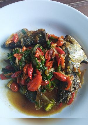 Foto resep Ikan Asin Peda Daun Kemangi Nikmat