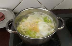 Canh trứng bắp cải