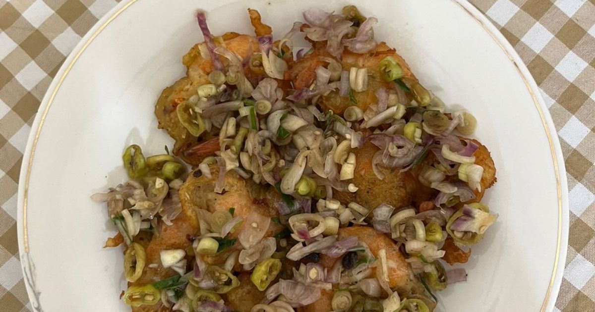 Udang sambal matah