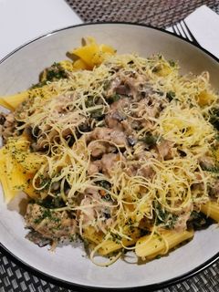 Zöldbabos - gombás tejszínes-csirkemell gluténmentesen recept fotója