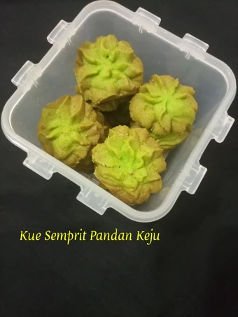 Cara Mudah Membikin Resep Kue Semprit Pandan Keju yang Lezat Sekali Anti Ribet, Bikin Ngiler
