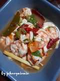 Tom Yum Goong (Thai Spicy Shrimp Soup)
