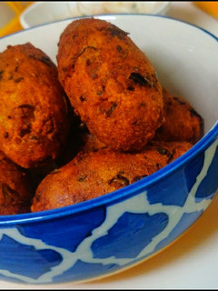 पोटैटो कटलेट(potato cutlet recipe in hindi) रेसिपी मुख्य फोटो