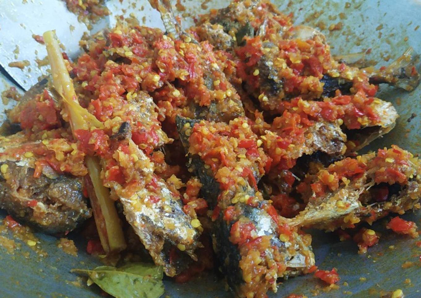 Ikan kembung sambel pedas