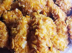 Foto di Pollo fritto con panatura croccante ai cornflakes 🍗