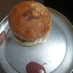 A picture of Mcdonald type Burger.
